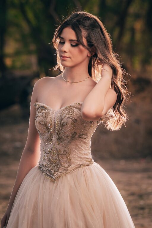 How to Build a Basic Capsule Wardrobe: A Simple Guide